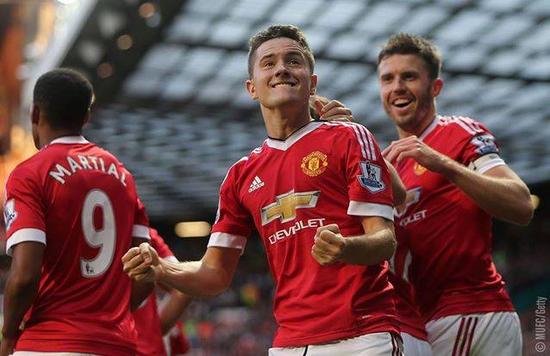 随着穆阿尼 随着穆阿尼